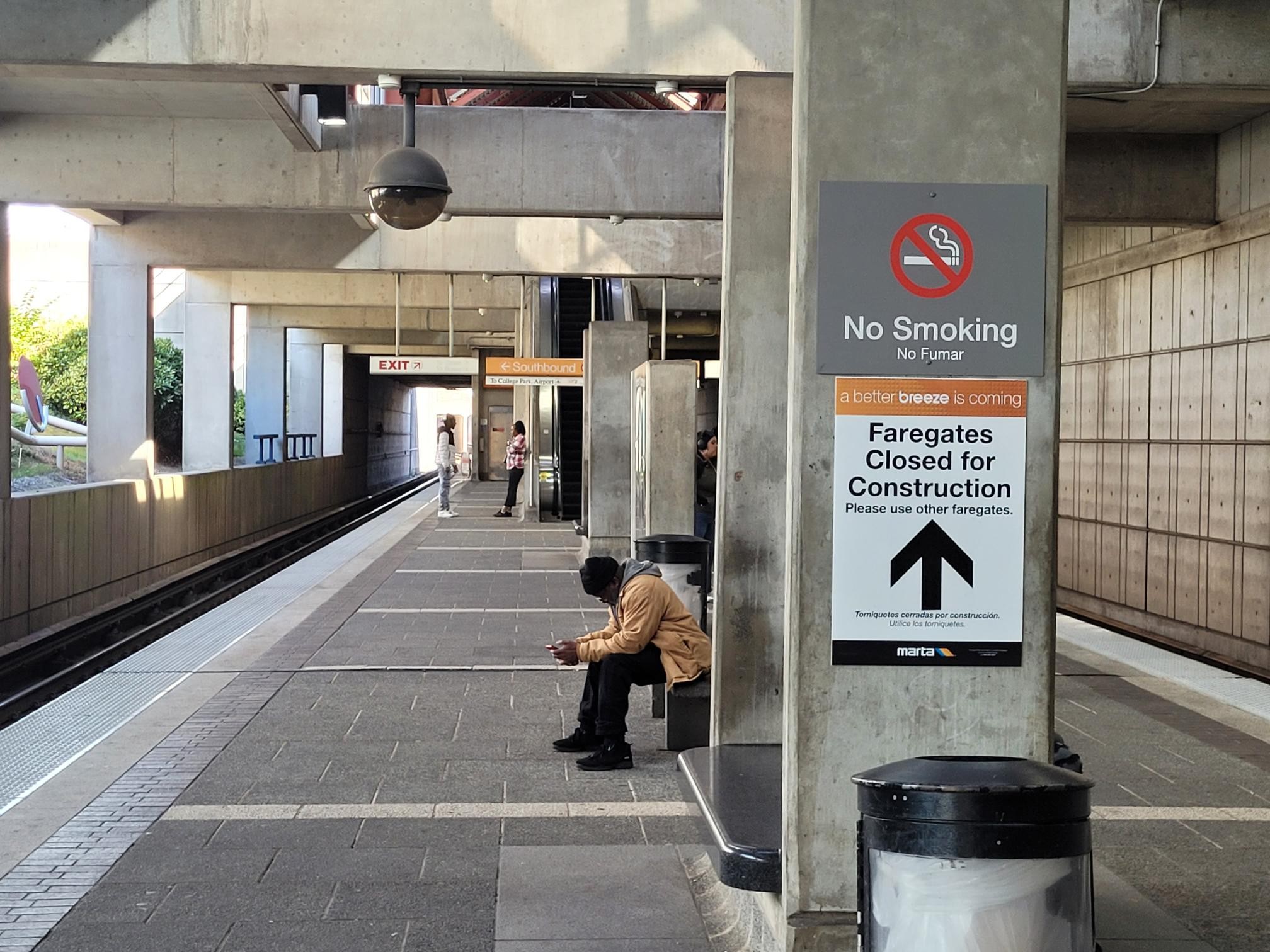 AFC 2.- East Point Platform Signage